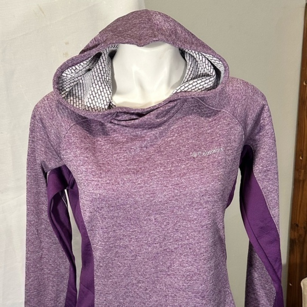 EUC women’s medium Columbia hoodie sweat shirt top long sleeve purple athletic M
